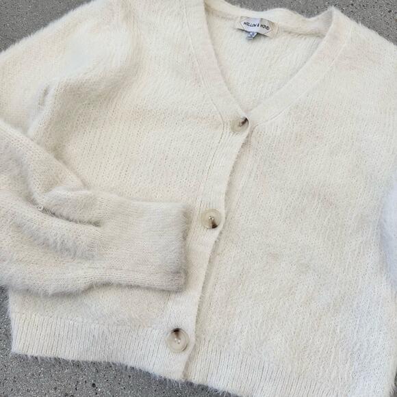 Willow & Wind Fuzzy Cream Cardigan Set - Picture 5 of 7